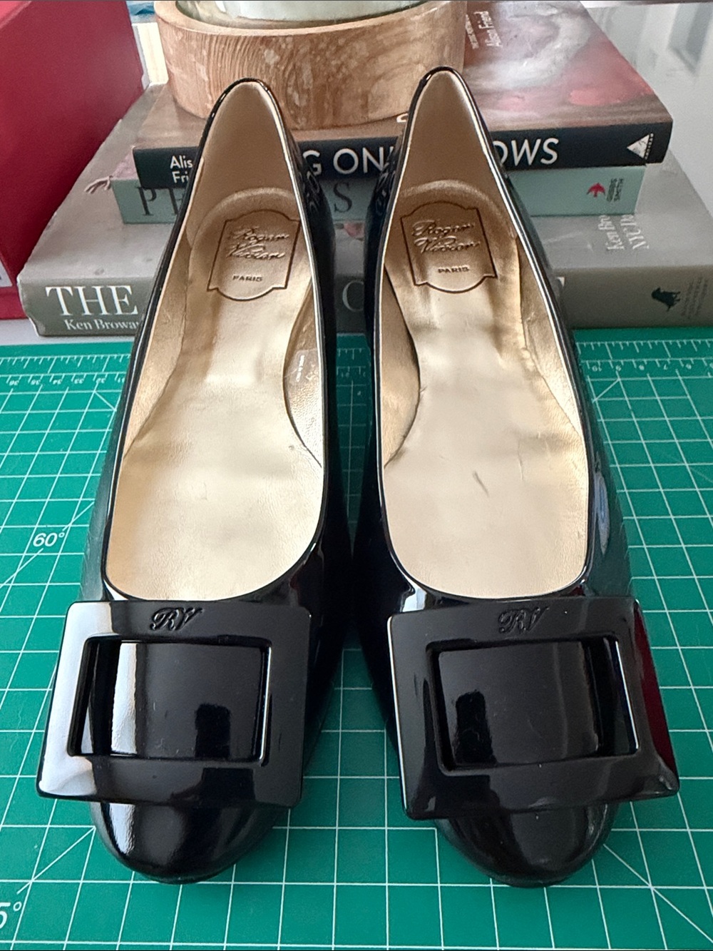 Roger Vivier Black Patent Gommette Ballerina Flats- Black, Size 40